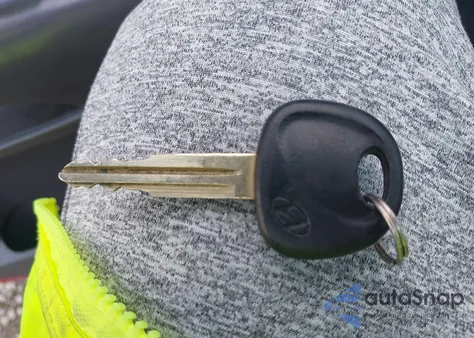 2005 Hyundai Tucson Gls/Lx z USA, uszkodzony, nr VIN KM8JN12DX5U131623